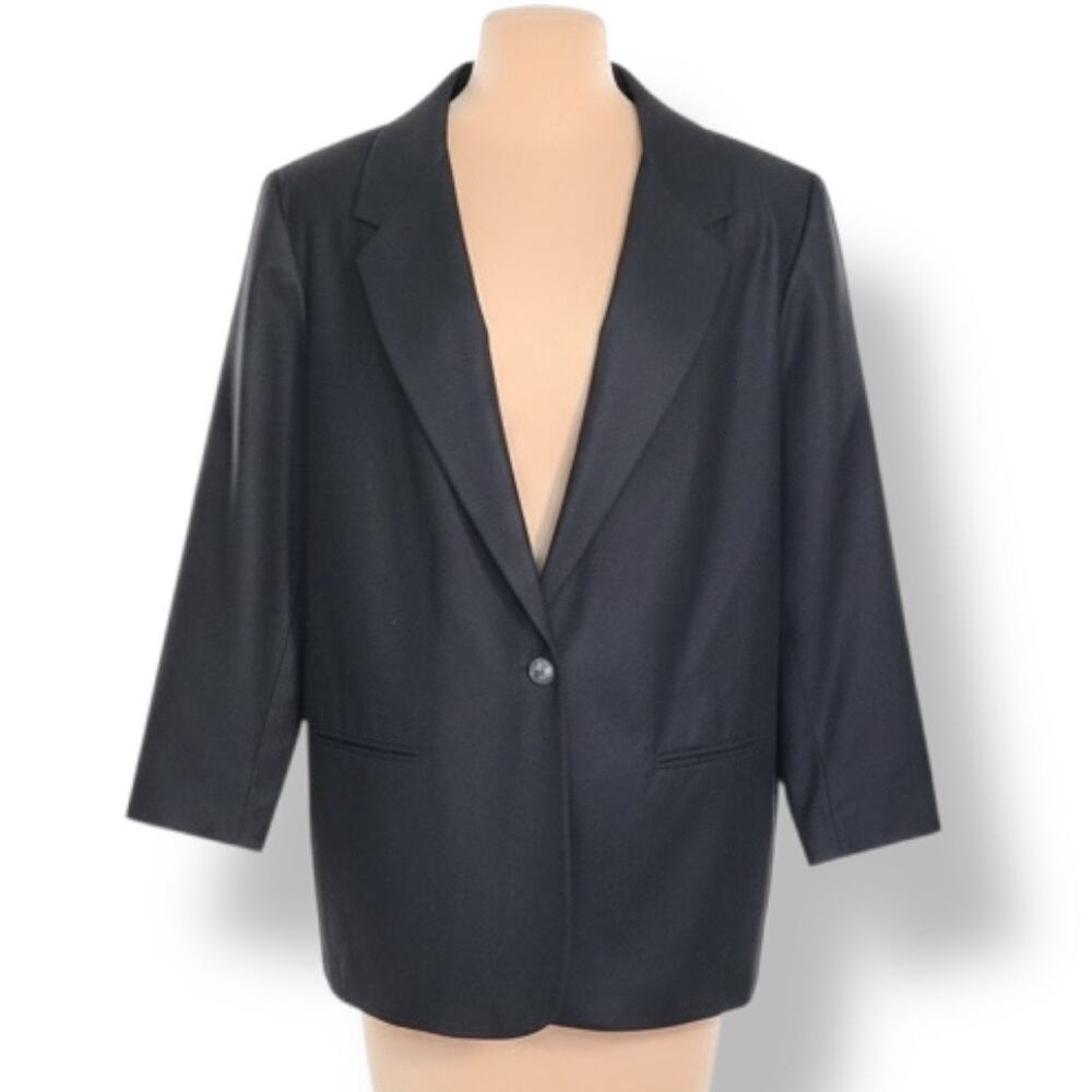 Vintage Sag Harbor Woman Black Wool Blazer Size 18W One‎ Button Plus Size Jacket